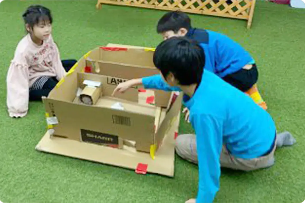 工作を楽しむ子どもたち